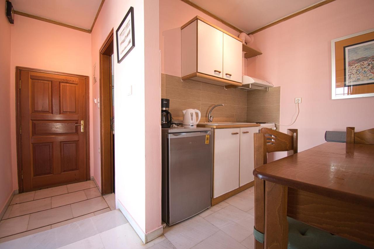 דירות אתונה Tiny Studio Marousi Area מראה חיצוני תמונה